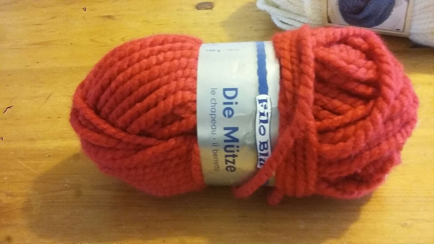 Wolle: Divers couleurs de laine – Neu (gemäss Beschreibung) aus Miecourt von Marly1 8