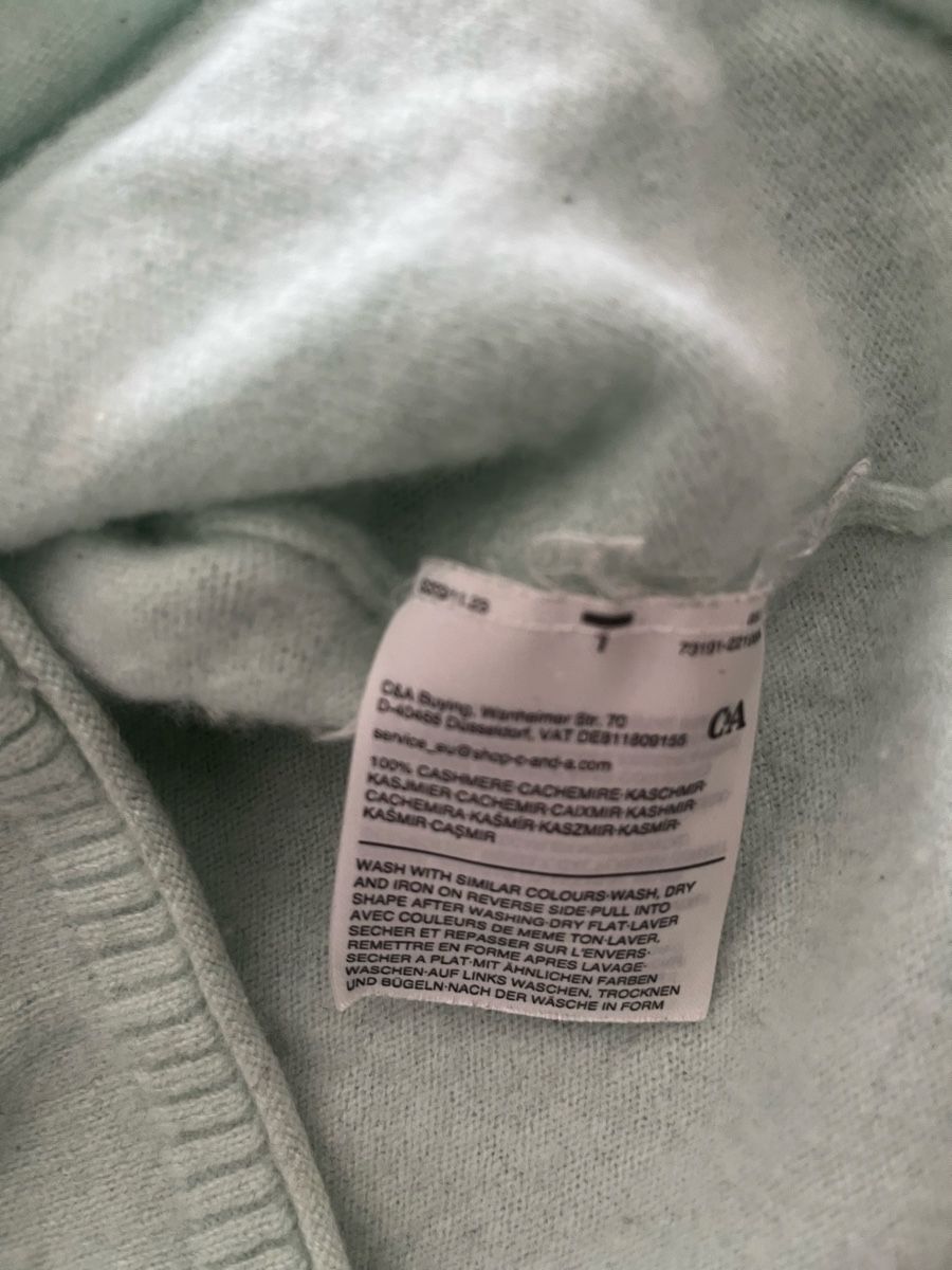 C&A Lotti di vestiti: Zwei Cashmere Damen Pullover V-Ausschnitt – Usato da Olten venduto da sae_82z2 8