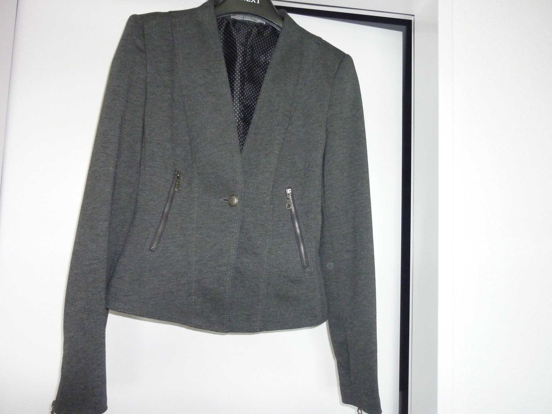 Giacche: BAFF grey jacket, Size EU 36, Very good condition – Usato da Zürich venduto da ewat