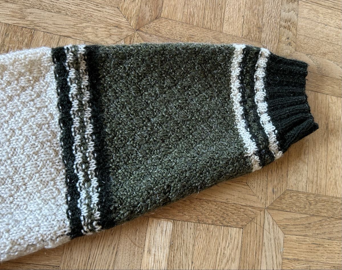Pulls & Sweat-shirts: handgestrickter Pulli – D'occasion à Lengnau AG par Mefari 5