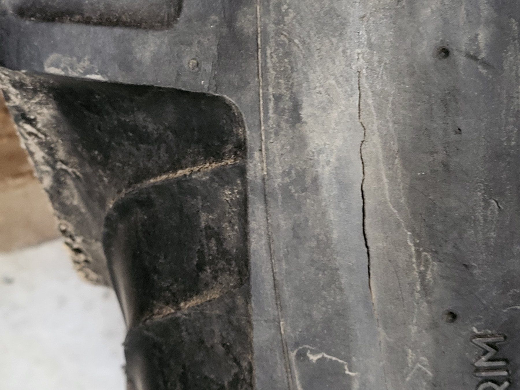 Pneumatici & Ruote complete: Doppelrad 230/95R44 – Usato da Dagmersellen venduto da ska75 4