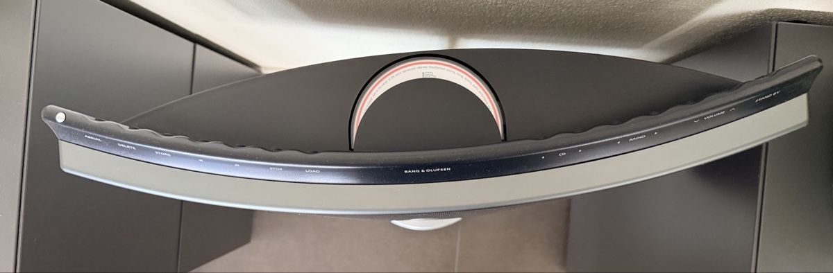 Bang & Olufsen Radios: Bang & Olufsen BeoSound 3200 mit Original-Standfuss – Gebraucht aus Zug von est_j52y 2
