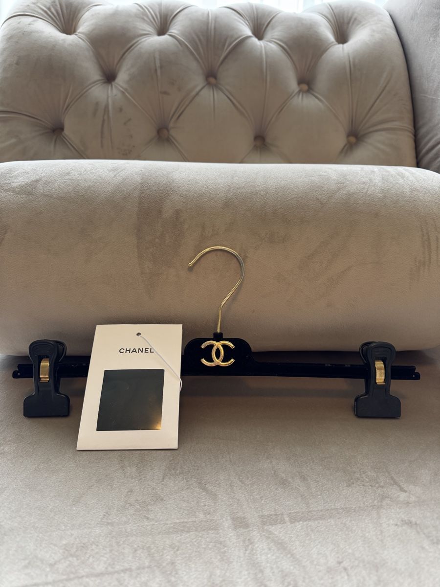 Chanel Gonne: Original Chanel Rock, Gr. XS, Schwarz - Einzigartiges Design – Nuovo (secondo la descrizione) da Baar venduto da TheArchive 6