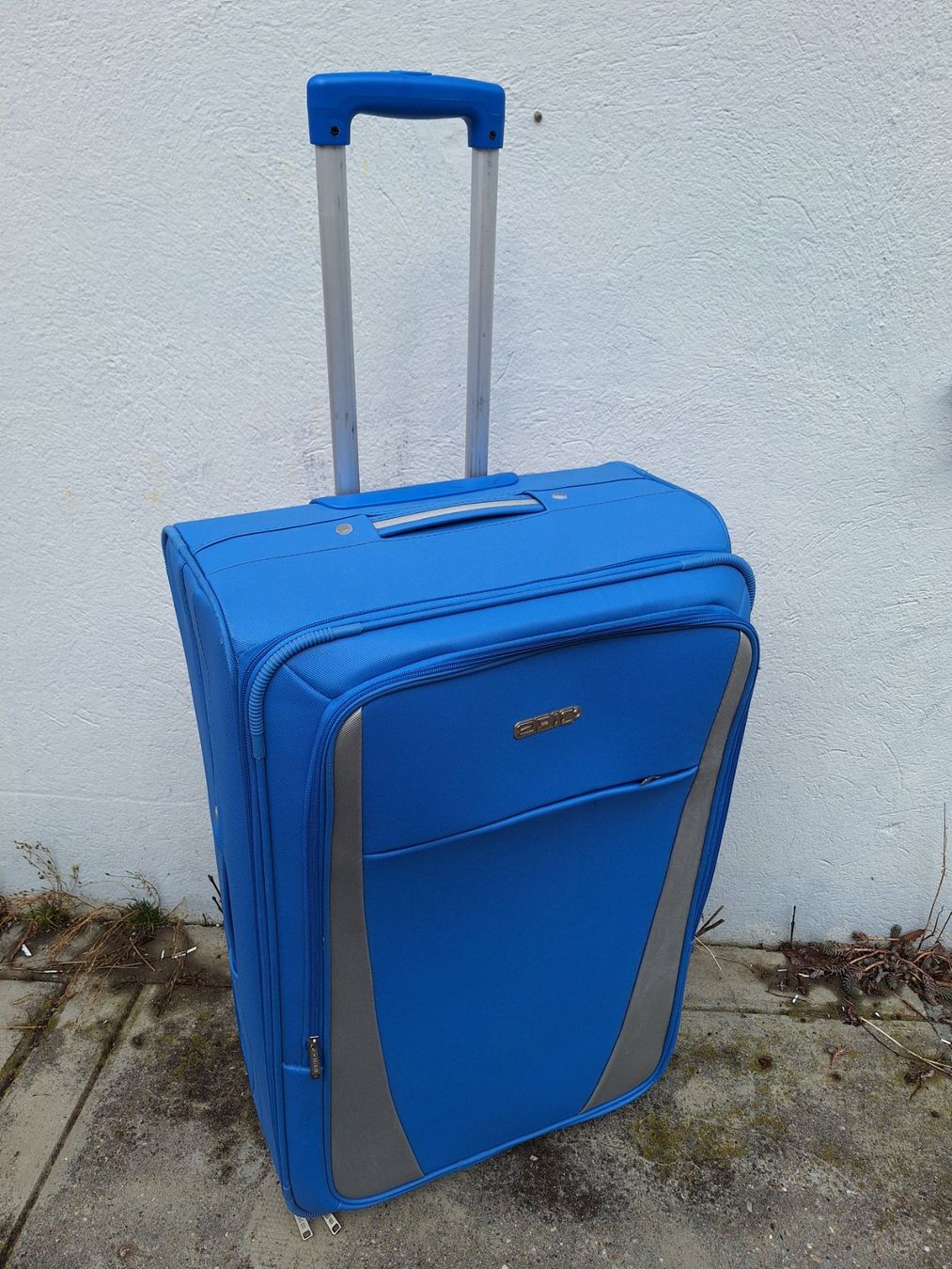 Valises de voyage: BLAUER EPIC ROLLKOFFER – D'occasion à Huttwil par Kunterbuntli
