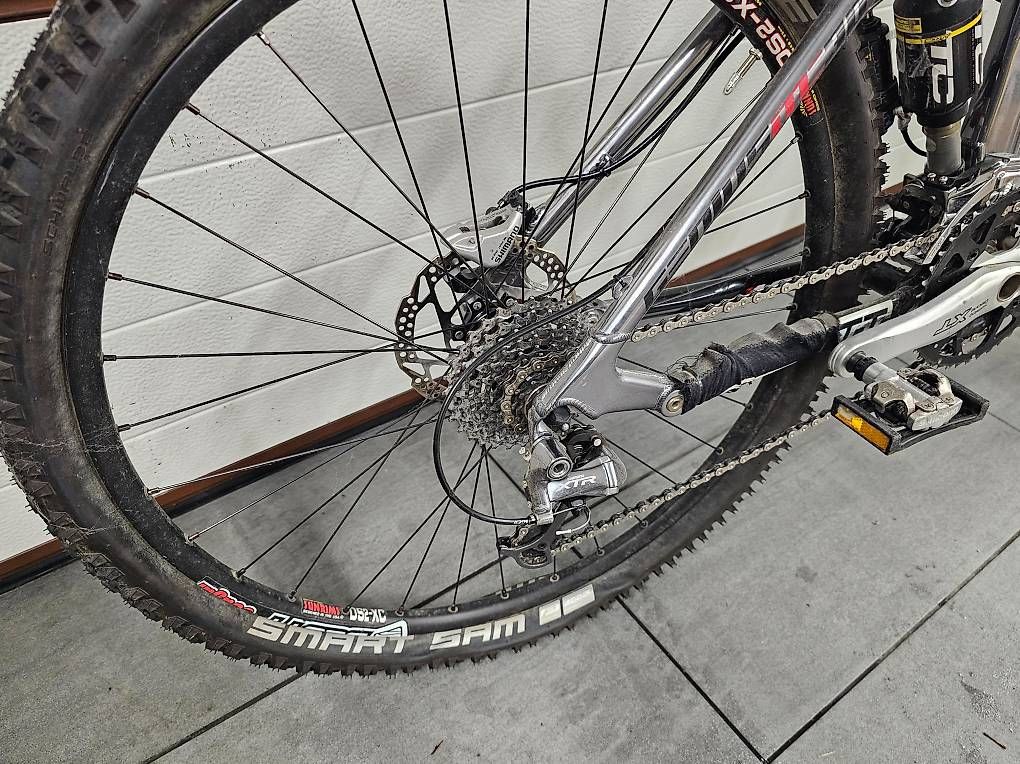 Scott Biciclette: Scott Genius 30 MTB, Fully,  XT-Schaltung – Usato da Muri /AG venduto da Primero7 2