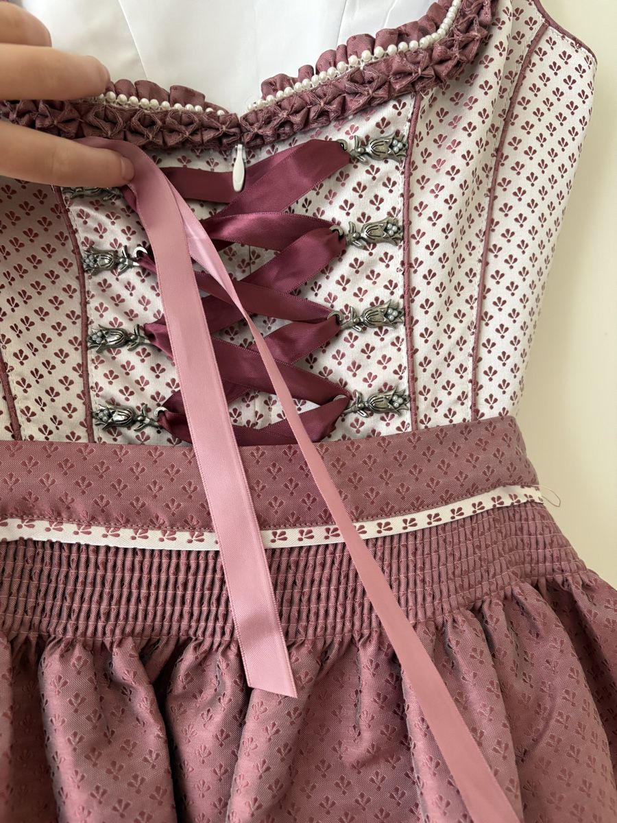 Krüger Robes: Dirndl, Krüger, Gr. 34, weiss/ rosa – D'occasion à Stans par sil_k5f5 6