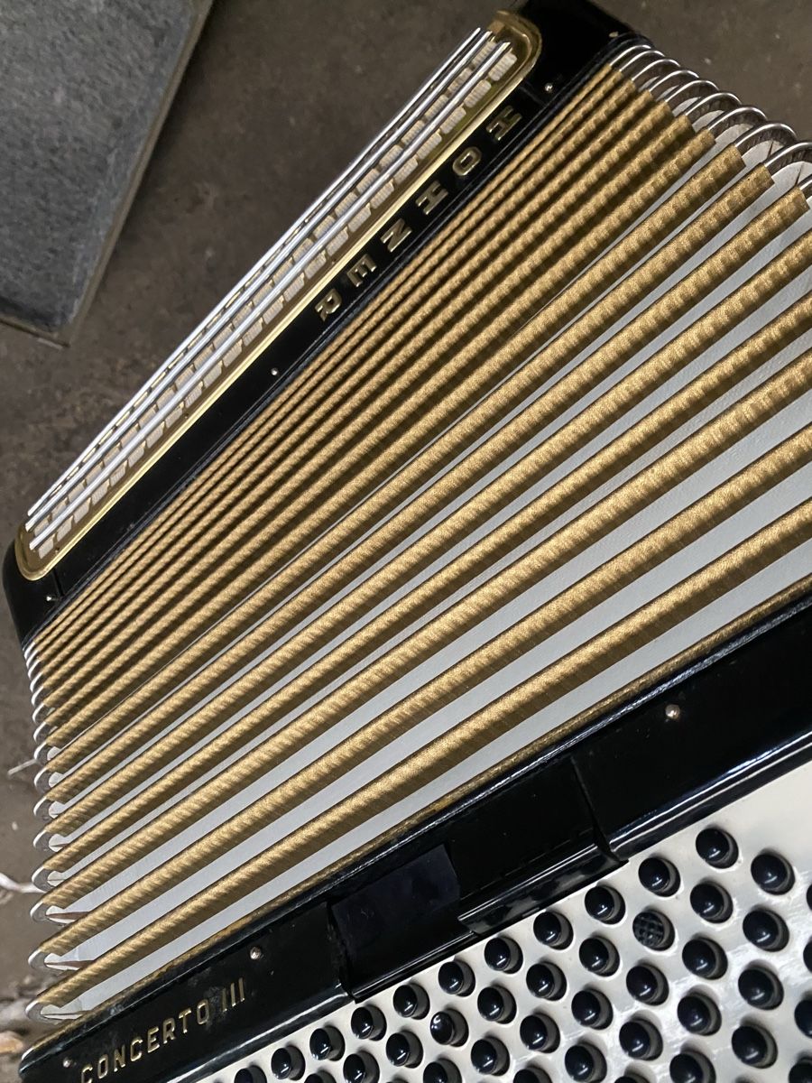 Hohner Strumenti musicali: Hohner Concerto III – Difettoso da Wilen b. Wil venduto da Ku_26 5