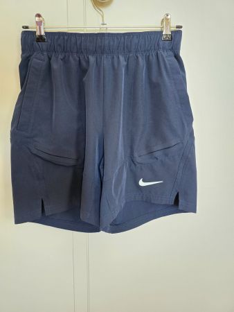 Short de tennis Nike Dri-Fit Advantage 7in