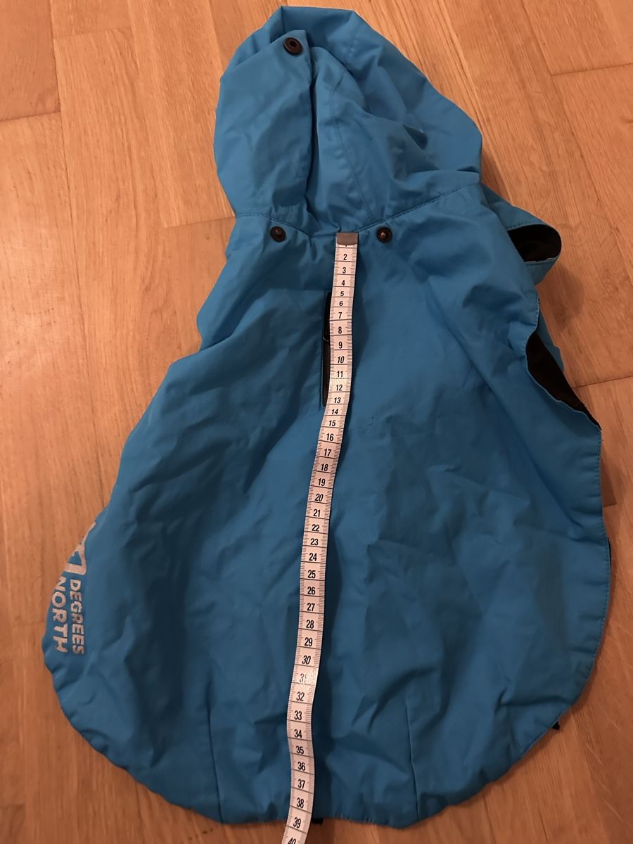 Vêtements: Hunde Regenmantel – D'occasion à Buchs ZH par how_wf9j