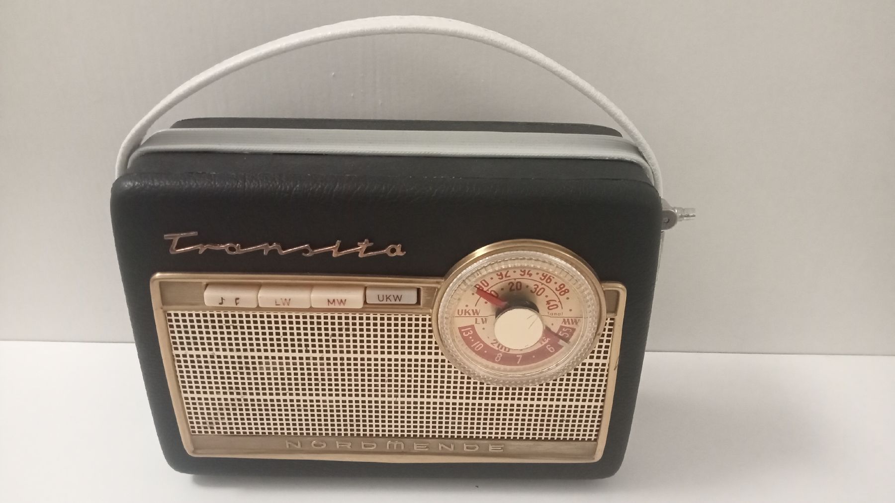 Radio: Nordmende Transita – Usato da Gwatt (Thun) venduto da Oldidoc