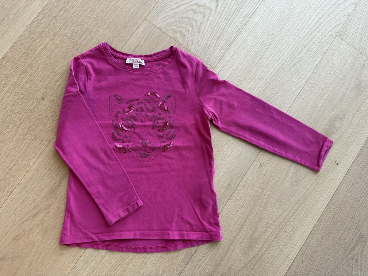 Camicette, T-shirt & Top: Mädchen Langarmshirt 116 Glitzer-Tiger – Usato da Planken venduto da tbswlch