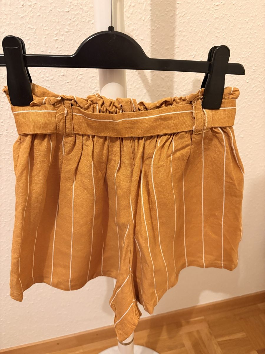 Bershka Hosen: Short rayé Bershka taille M – Gebraucht aus Chêne-Bougeries von bru_bs9n 3