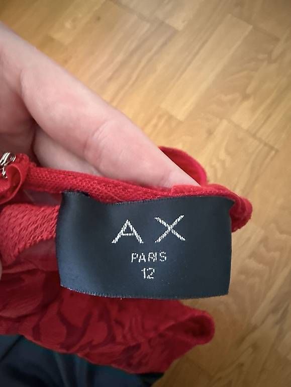 Kleider: AX Paris Kleid - UK 12 – Gebraucht aus Sursee von nl9_tj59 2
