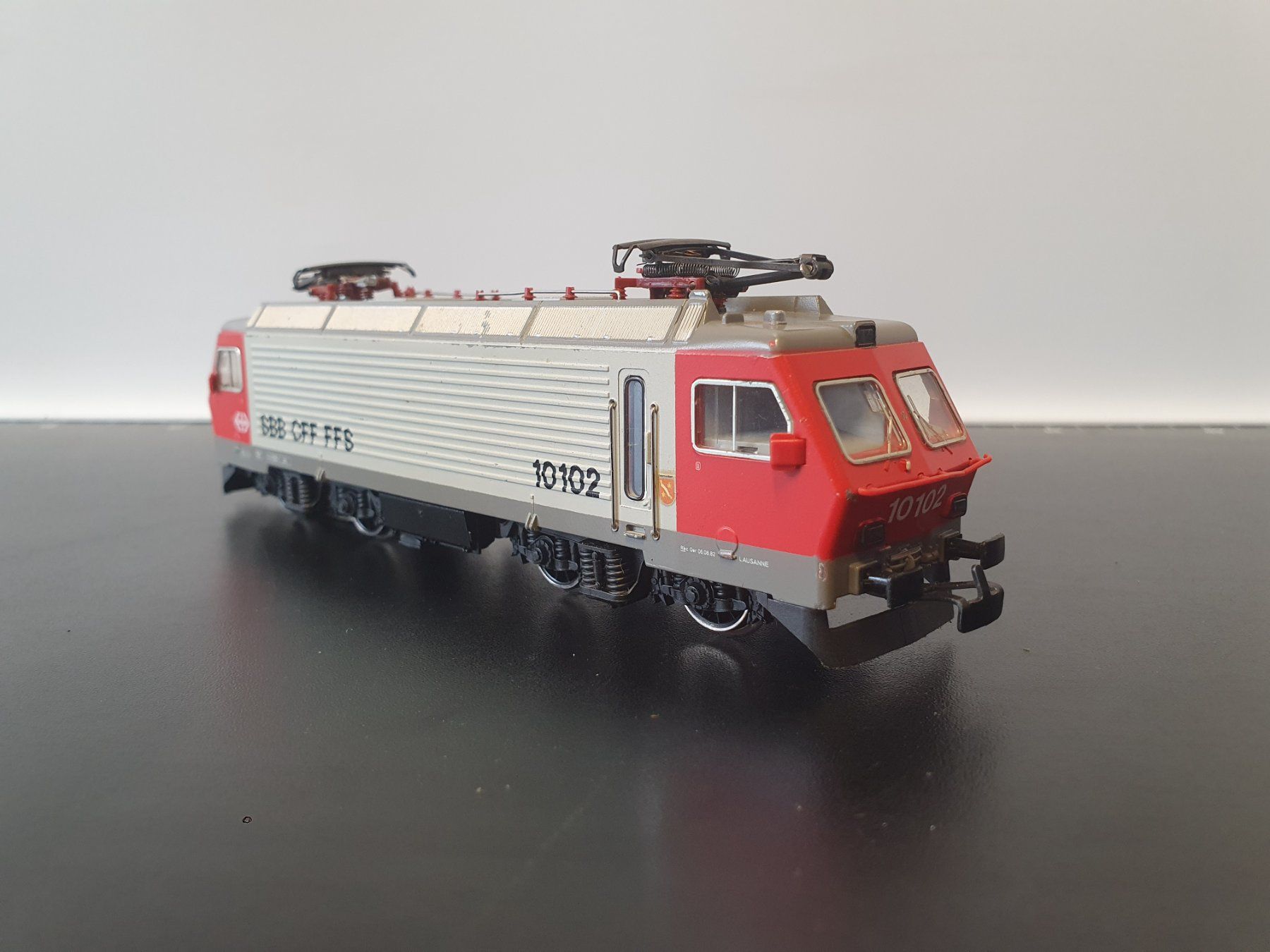 Märklin Modellini di ferrovie: MÄRKLIN: SBB Re 4/4IV 10102 ROT/GRAU – Usato da Biglen venduto da taunus82 2
