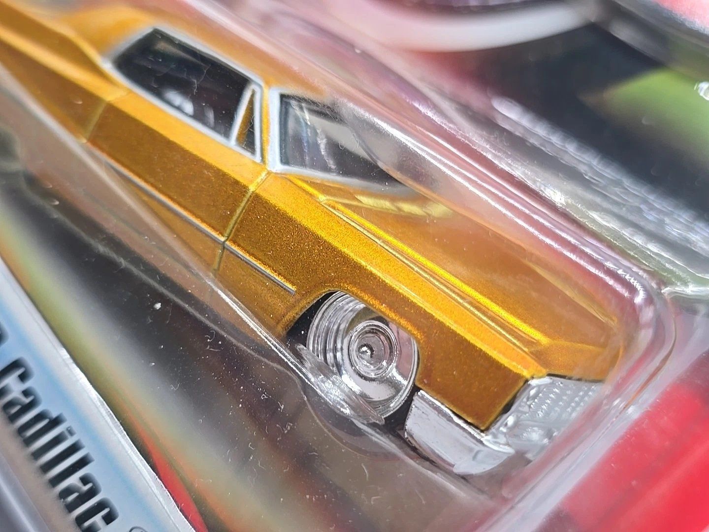 Mazda Modellautos: Hotwheels Custom Classics: Cadillac "Gold" 1968 1:50 – Neu und originalverpackt aus Tramelan von kha_jvd5 1