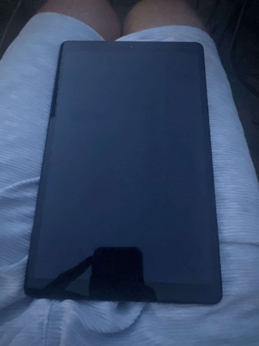 Samsung Tablet PC: Samsung Tab A10 (Startet nicht) – Difettoso da Olten venduto da HoYa01 1
