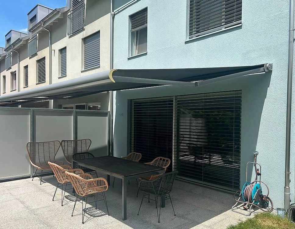 markise 3m anthrazit Arilco Elektrische Vollkassettenmarkise Kassettenmarkise Gelenkarmmarkise Sonnenmarkise Sonnenschutz in vielen Farben und Größen wählbar in der Kassettenfarbe (4,5m x 3m, Anthrazit) Plug Type:UK estilo bali THULE Markise Omnistor 5200
