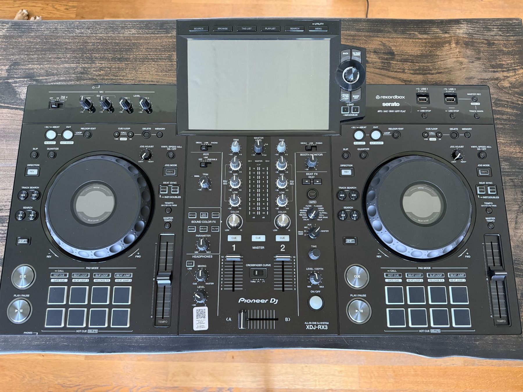 Pioneer Mischpulte: Pioneer XDJ RX3 Controller & Pioneer DJ Flightcase – Neu (gemäss Beschreibung) aus Gachnang von JohnnyBeGood88 2