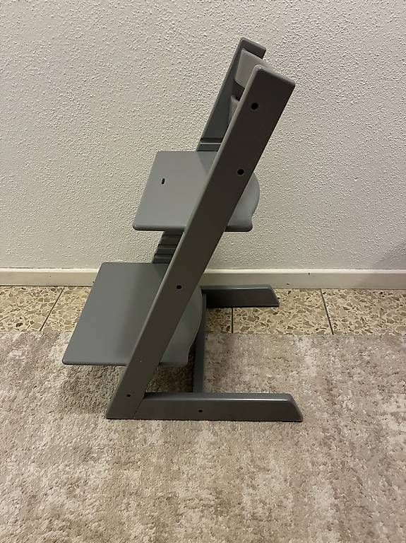 Stokke Chaises hautes: Stokke Tripp Trapp Kinderstuhl – D'occasion à Sevelen par vio_78h5 1