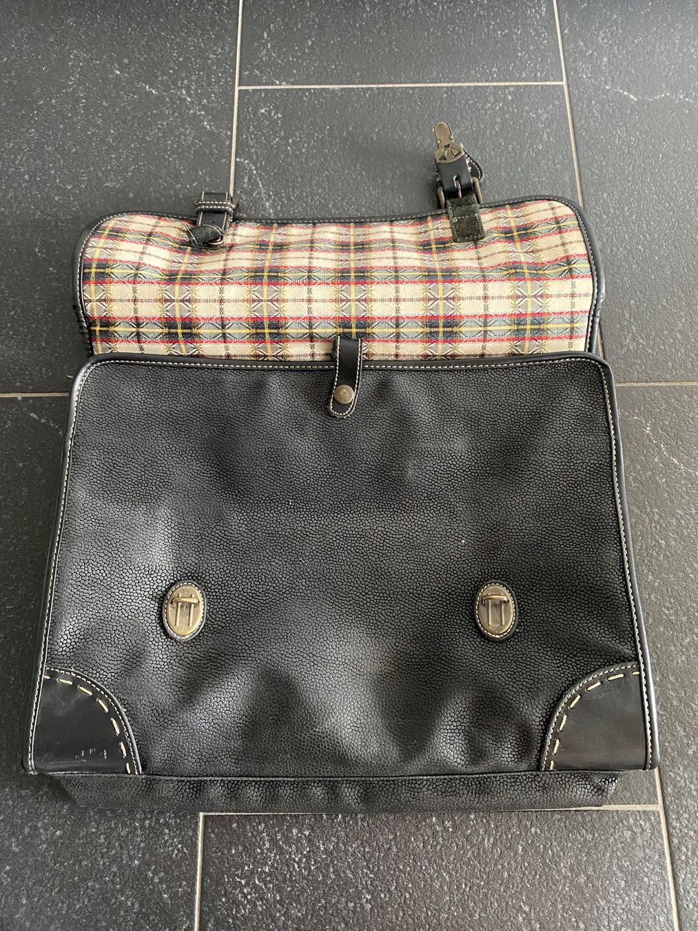 Valigie & Borse: Vintage Aktentasche – Usato da Lützelflüh-Goldb venduto da flu_q9tg 3