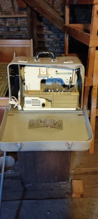 Bernina Naehmaschine, Modell 530-2 Record - Vintage!