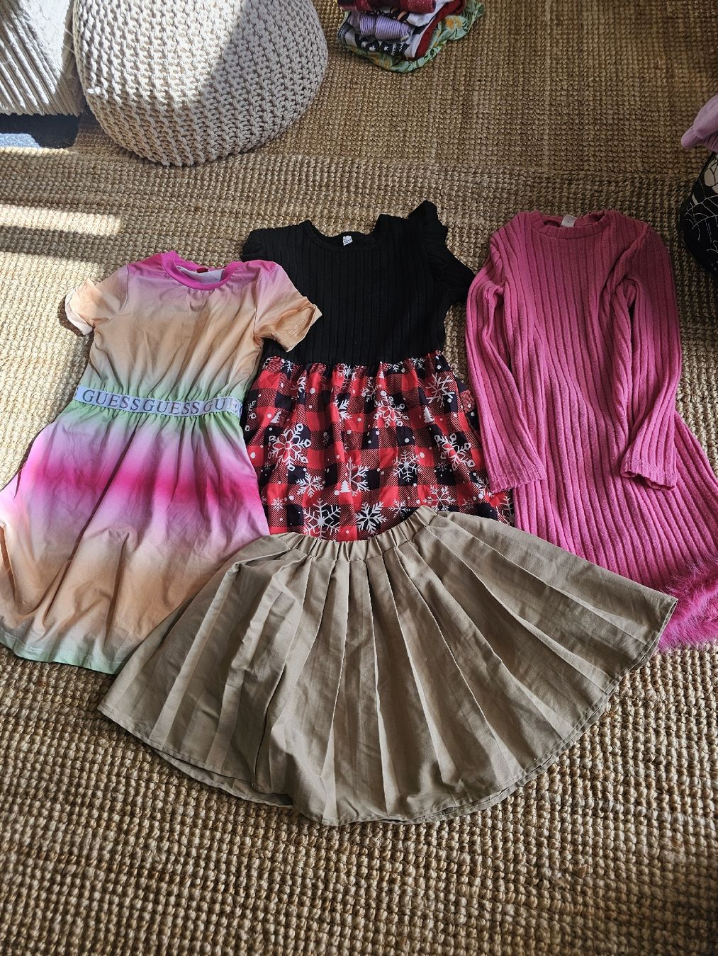 Lotti & Set di vestiti: Kleiderpaket Mädchen 7-10y  – Usato da SUBINGEN venduto da pama25 4