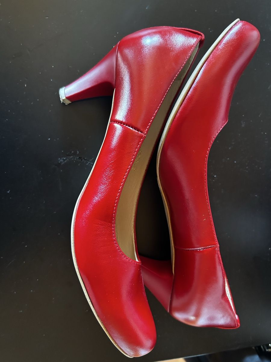 Scarpe da donna: Rote Leder Pumps Gr. 39 Absatzschuhe – Usato da Stettfurt venduto da Ewrozemil 5