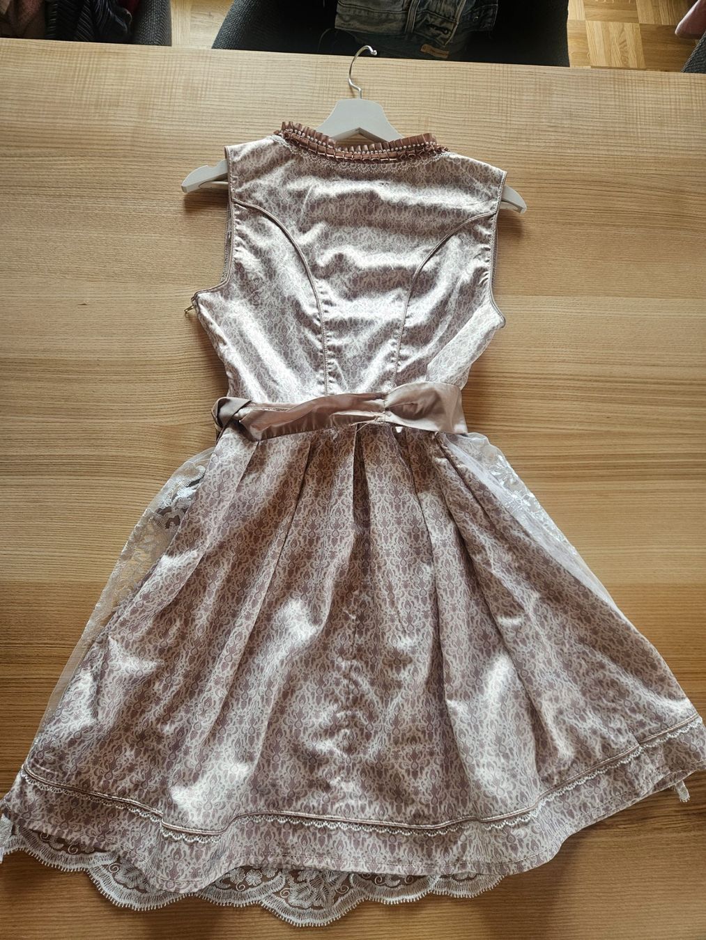 Vestiti: Dirndl Gr.36 beige-braun, Viva Couture – Usato da Oberhelfenschwil venduto da tup12 6