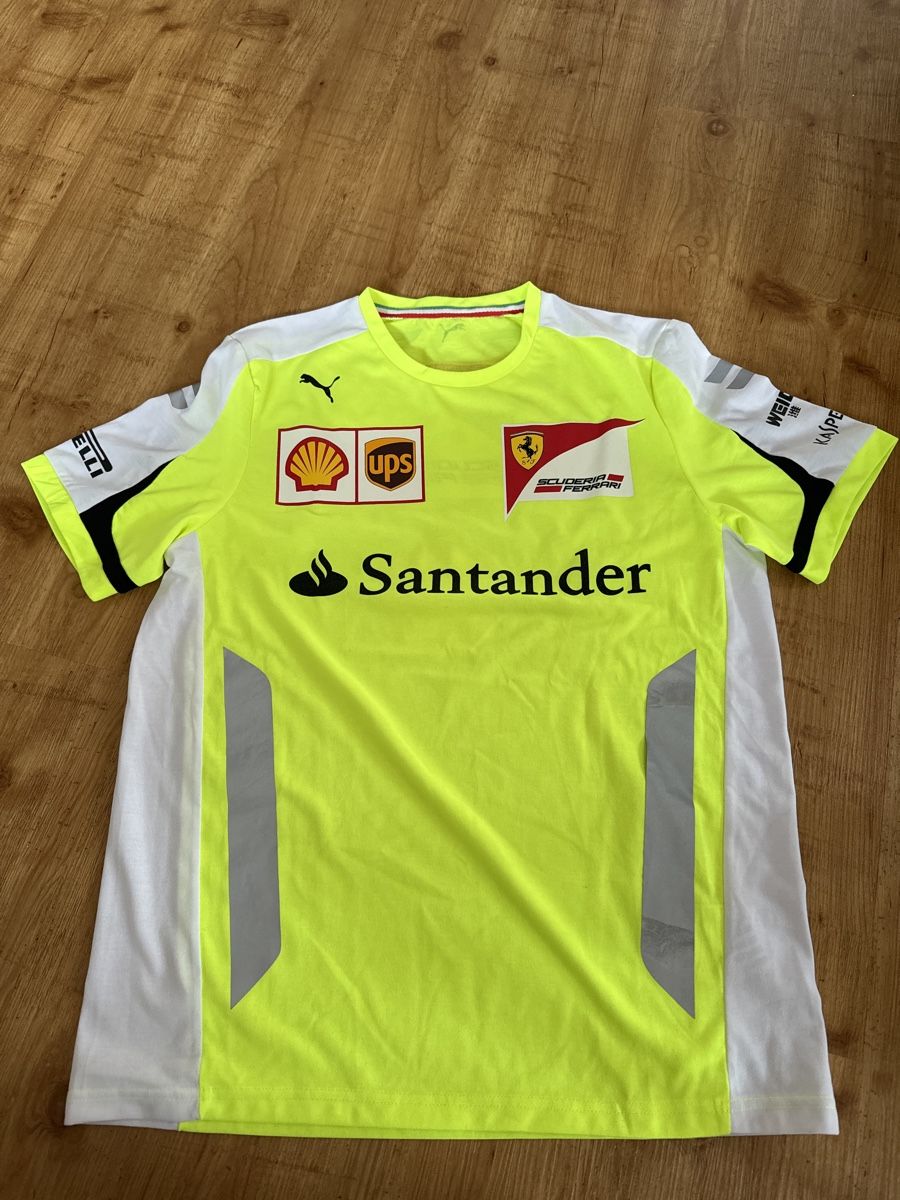 Puma Leibchen & Hosen: Scuderia Ferrari Team Shirt – Gebraucht aus Vella von Buendnersteinbock