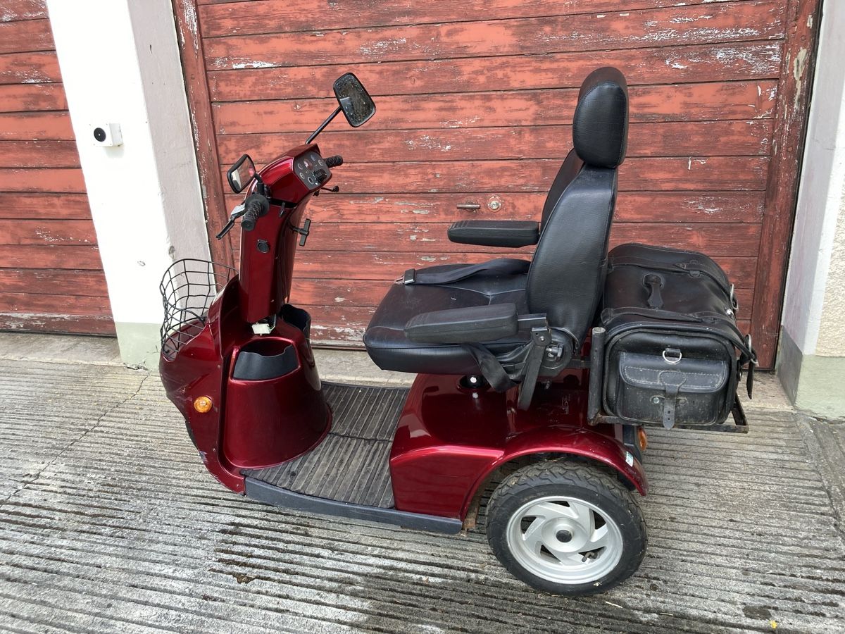 Veicoli elettrici: Seniorenmobil – Difettoso da Kirchberg BE venduto da Multimeter_93