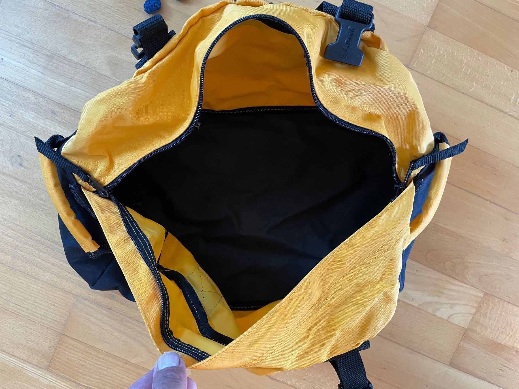 Taschen: Vintage 90s LL bean Mini Duffle Bag 10L – Gebraucht aus Zürich von le_souk 6