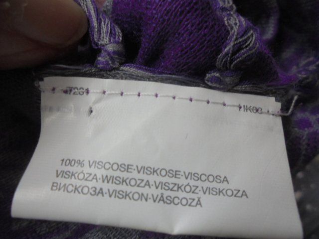 C&A Foulards, Tücher & Schals: Foulard, grau/lila, Viskose, C&A NEU – Neu (gemäss Beschreibung) aus Hinwil von Glasperlen 6