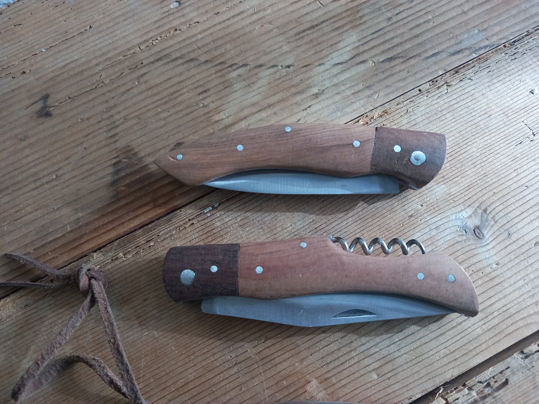 Coltelli tascabile: 4x Sackmesser Taschenmesser Hackenmesser Couteau – Usato da Prez-vers-Siviriez venduto da Monija70 4