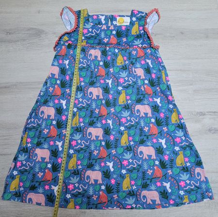 Sommerliches Mini Boden Kleid, Gr. 134, Top Zustand!