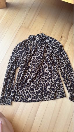 Leopardenmuster, Langarm, Grösse M, Top Zustand
