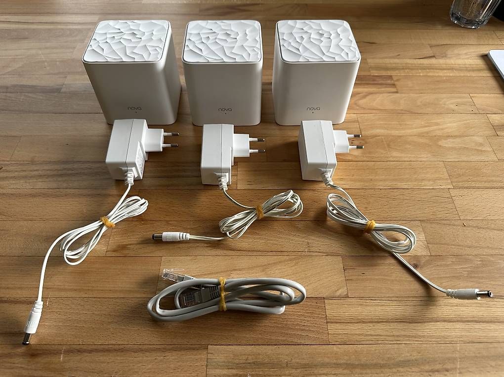 Modem & Router: Nova Tenta Mesh-Netzwerk – Usato da Läufelfingen venduto da BLbeZH