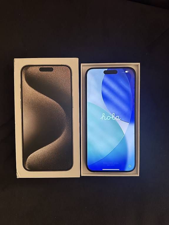 Telefoni cellulari / Smartphones: iPhone 15 pro Max 256GB – Usato da Basel venduto da ahm_vjp2