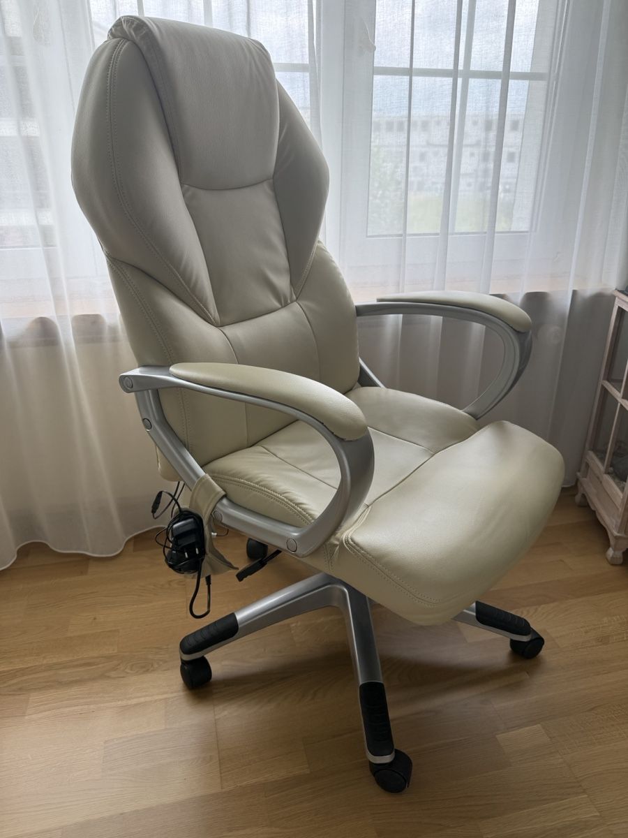 Chaises: Bürostuhl creme farbig mit massage – D'occasion à Speicher par Lancia_delta_hf
