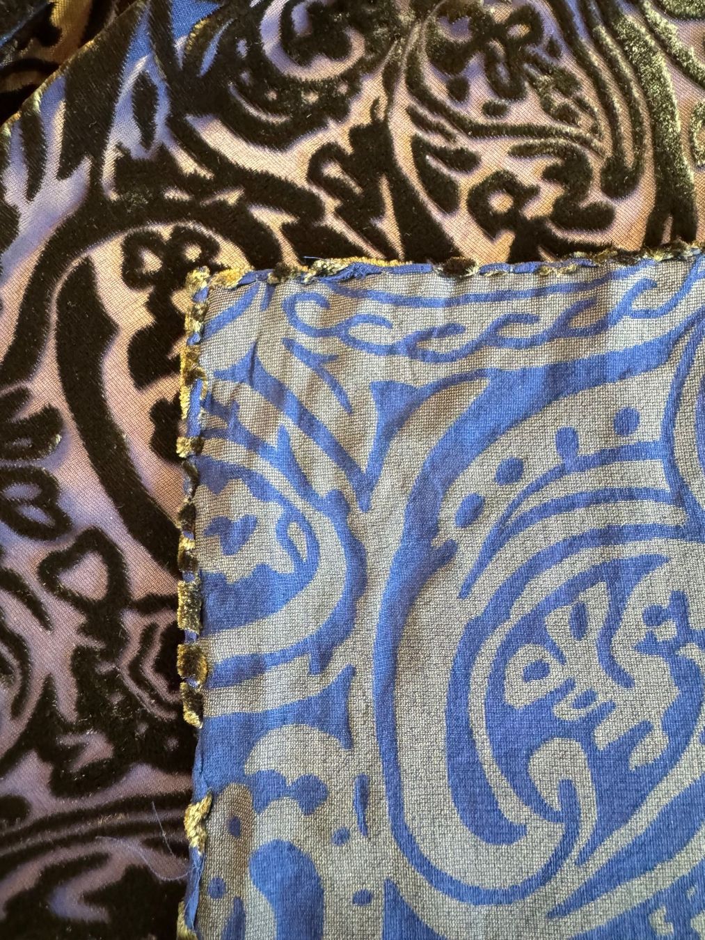 Foulards & écharpes: Devoré Seidenschal, blau/schwarz – D'occasion à Stäfa par Mofi8712 4