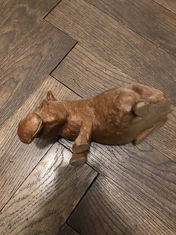 Figuren: Handgeschnitzte Nilpferdfigur aus Zentralafrika – Gebraucht aus Zürich von yas_alam 1