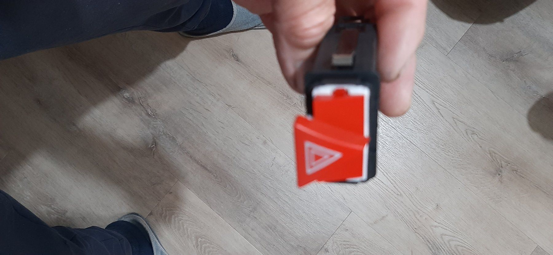 Tutti pezzi di ricambio auto: Audi  Blinkgeber – Nuovo e nell'imballaggio originale da Brugg AG venduto da stepbur 1