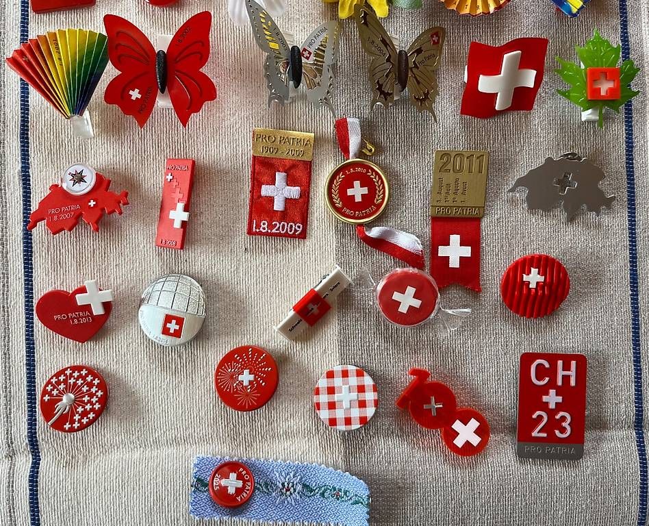 Placchette & Badge: 1.-August-Abzeichen Sammlung – Usato da Klosters venduto da lzo_btq5 3