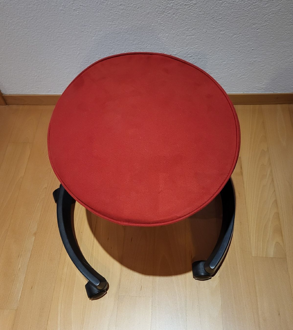 Sgabelli: Swopper mit Rollen (ergonomischer Bürohocker) – Usato da Birmenstorf AG venduto da Cjl 2