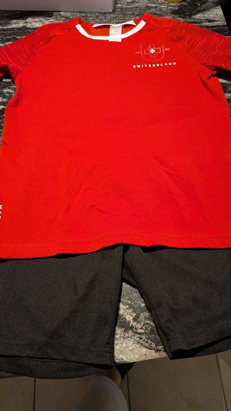 H&M Lotti di vestiti: set – Usato da Wattenwil venduto da karinschaw