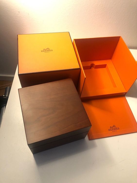 Boîte / Écrin HERMÈS Pour Bijoux - 10.5 X 10.5 X 4.7 Cm - Occasion - Authentique