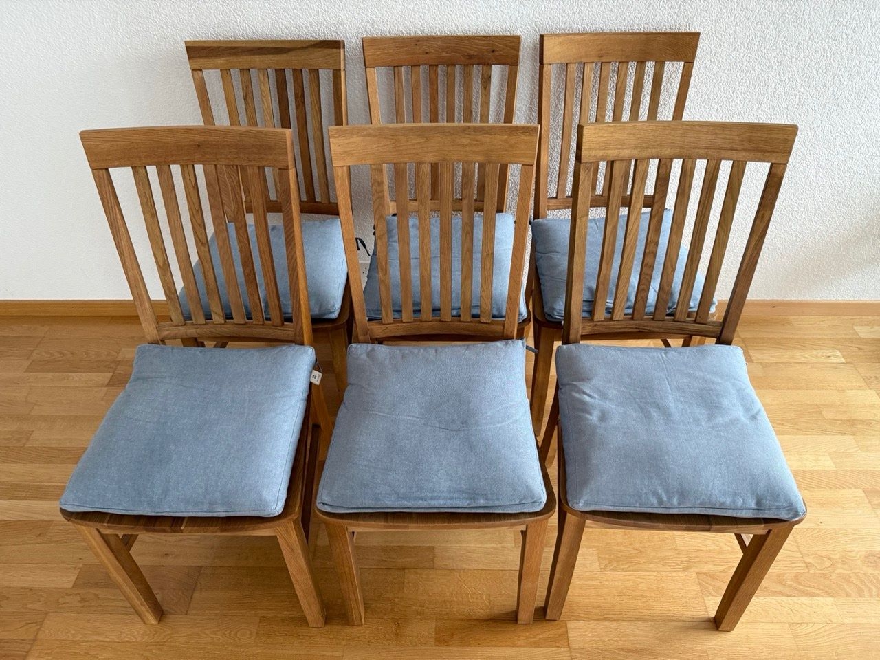Jysk Sedie: 6x Essstühle aus Holz – Usato da Bern venduto da ZigaD