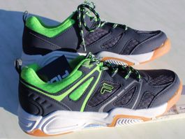 NEU*** Hallenturnschuhe Fila 35 *** NEU