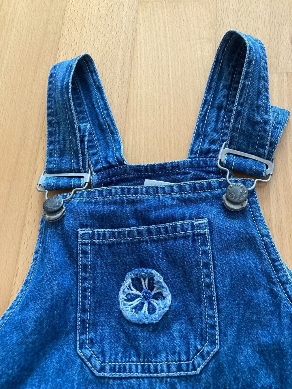 Vestiti & Gonne: Jeans-Latzkleid – Usato da Muttenz venduto da Juvenile33 1