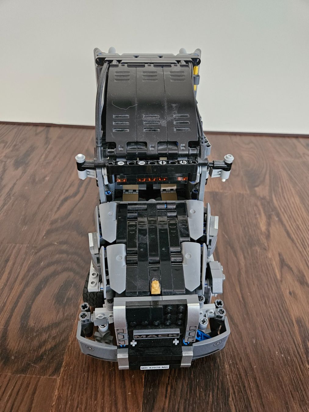 Lego Kit di costruzioni: Lego Technik 42078 – Usato da Rümlang venduto da surfer07 7