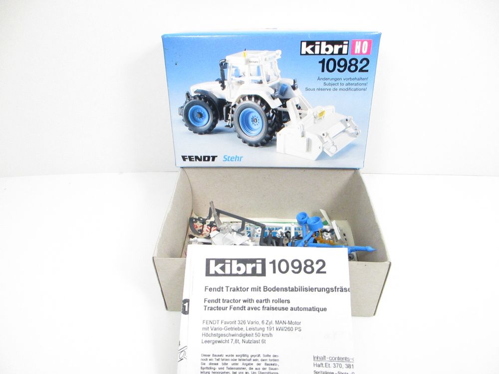 Kibri 15003 Fendt Vario + Schmidt Snow Thrower – Maquette 1:87 (neuf, Scellé)